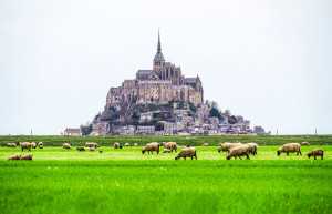 Остров-замок Мон-Сен-Мишель (Mont Saint Michel) — Франция | Место № 2